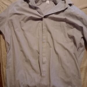 Van Heusen Men's Pinstripe Button Down Shirt